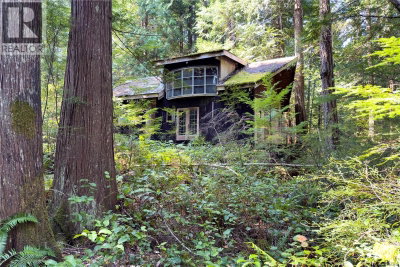 1572 Squirrel Cove Road | Cortes Island British Columbia | Slide Image Twenty-three