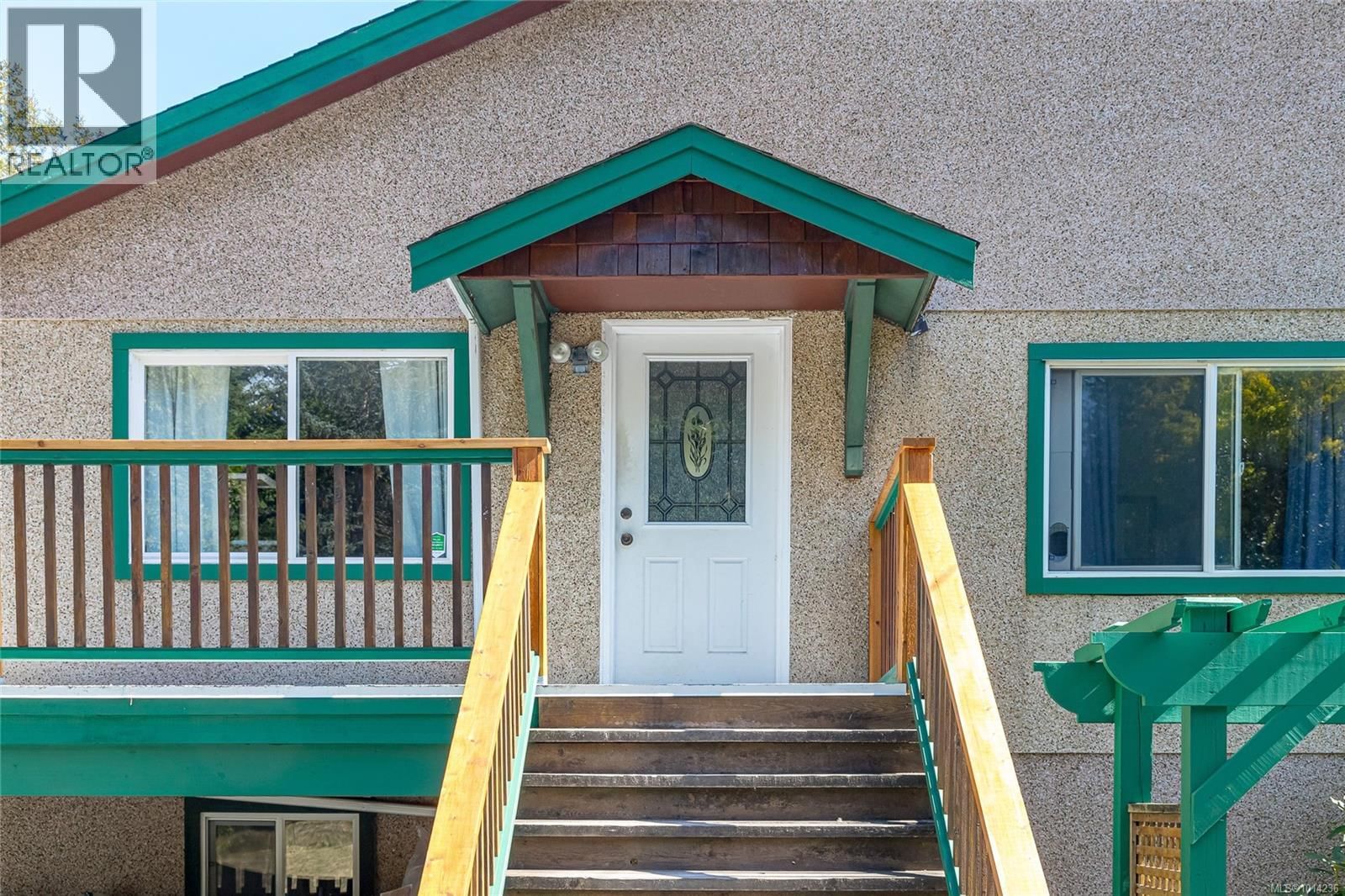 10695 Chemainus Road property photo