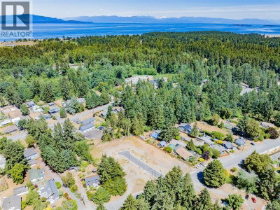 603 Cedarwood Way | Parksville British Columbia | Slide Image Thirty-four