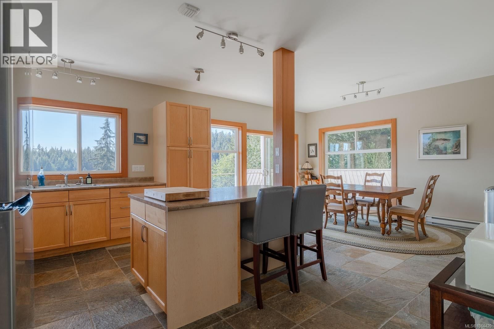 29 HAGGARD COVE Image 48