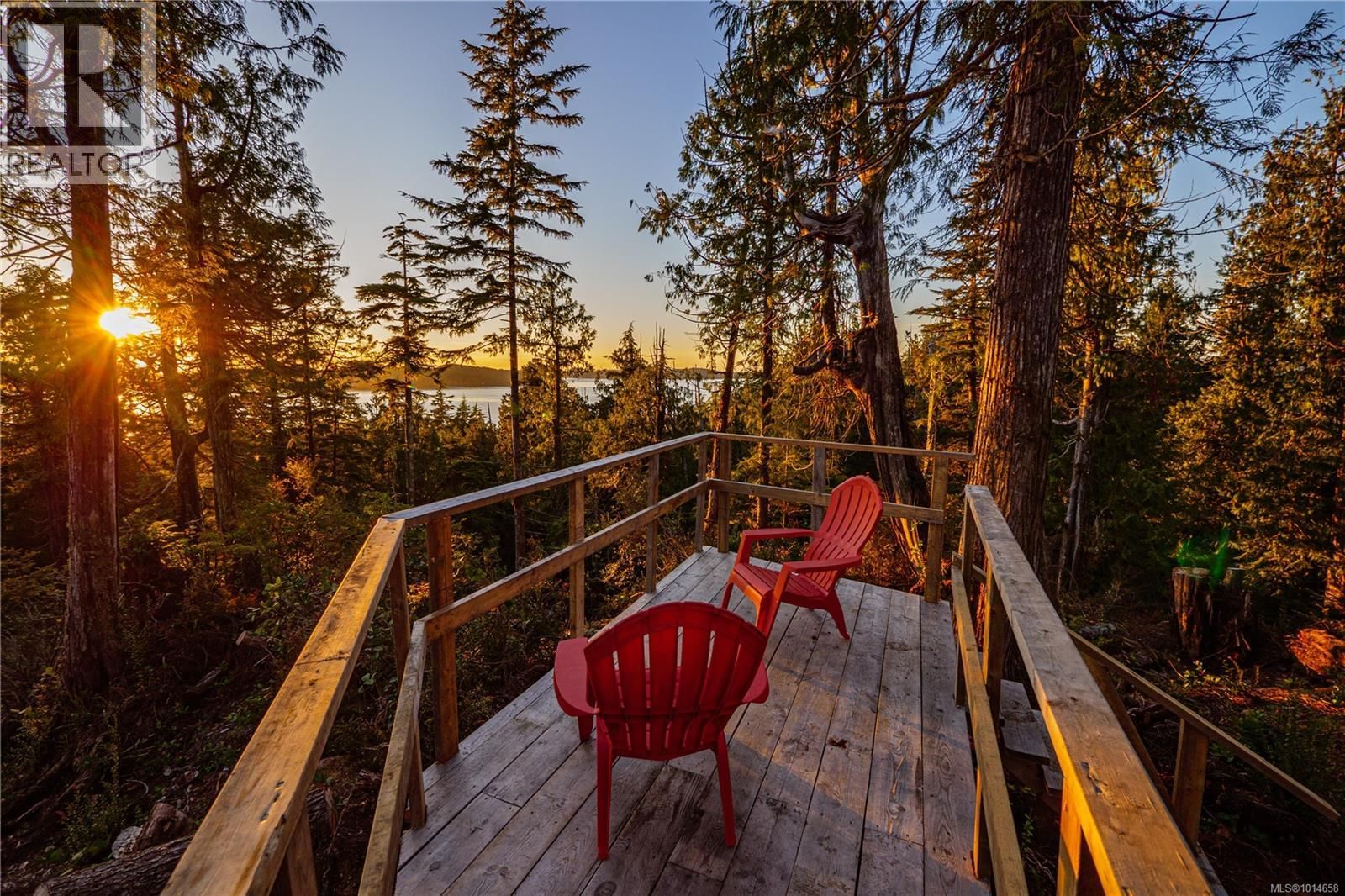 340 Tonquin Park Road property photo