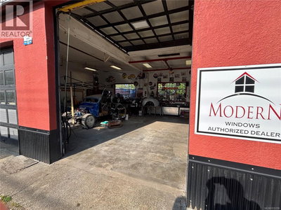 Image #1 of Commercial for Sale at 10th, Port Alberni, British Columbia