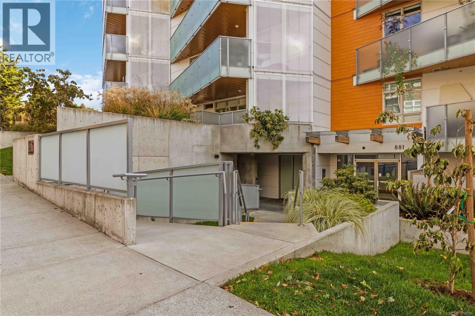 311 881 Short Street property photo