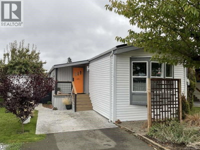 129 Meridian Way | Parksville British Columbia | Slide Image One