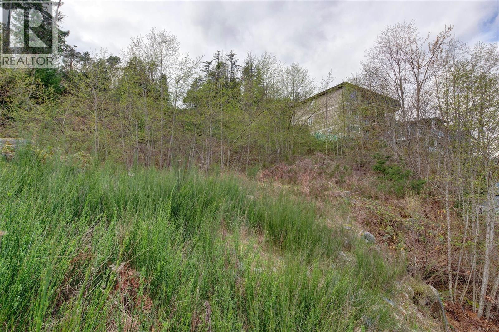 901 Hanington Road property photo