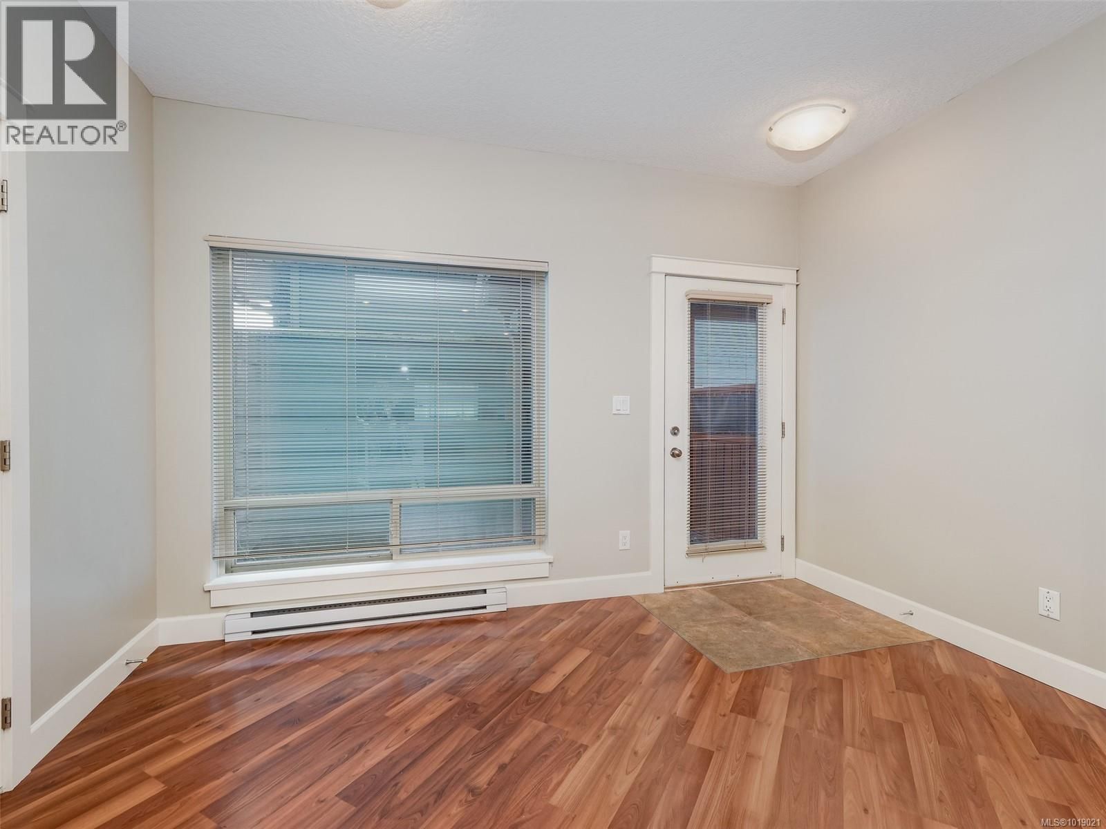 201 - 785 STATION AVENUE Image 10