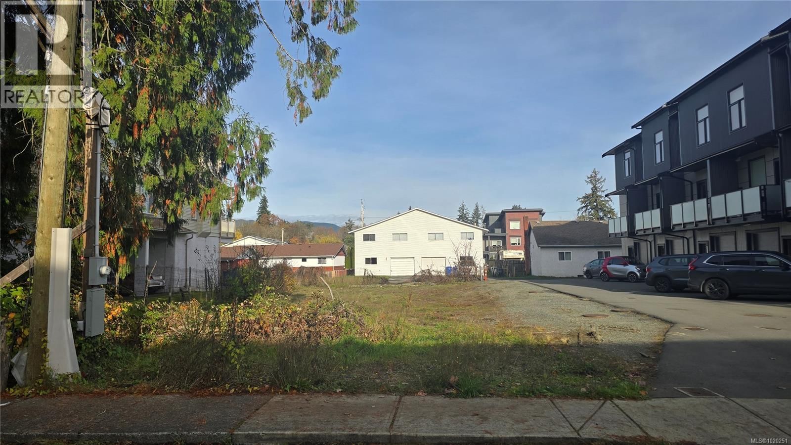 231 First Street property photo