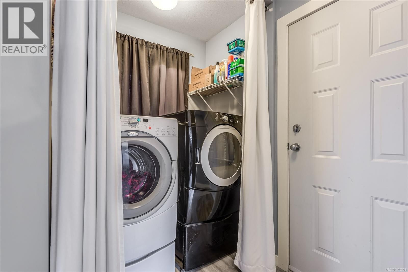 2984 HUCKLEBERRY PLACE Image 14