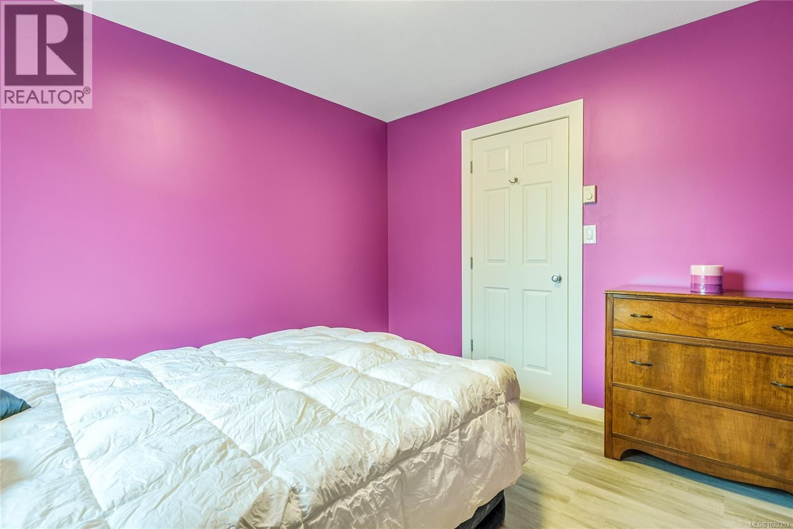 2984 HUCKLEBERRY PLACE Image 19