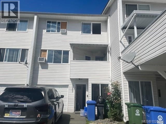 5287 Gertrude Street