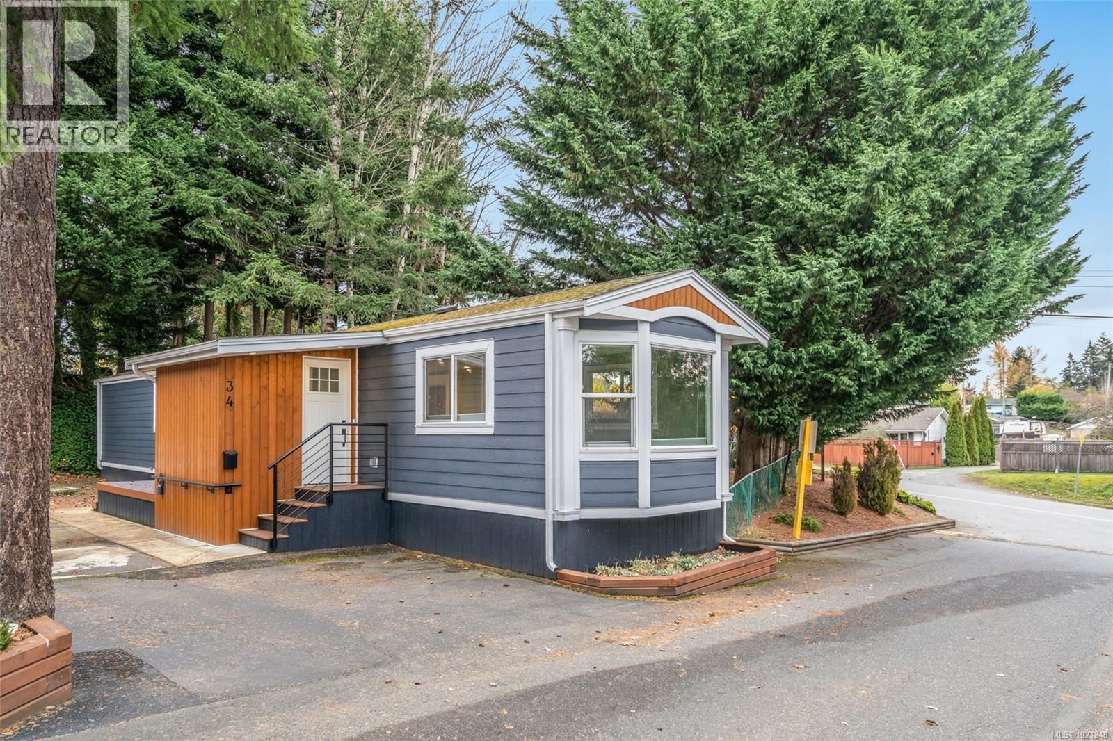 34 80 Fifth Street property photo