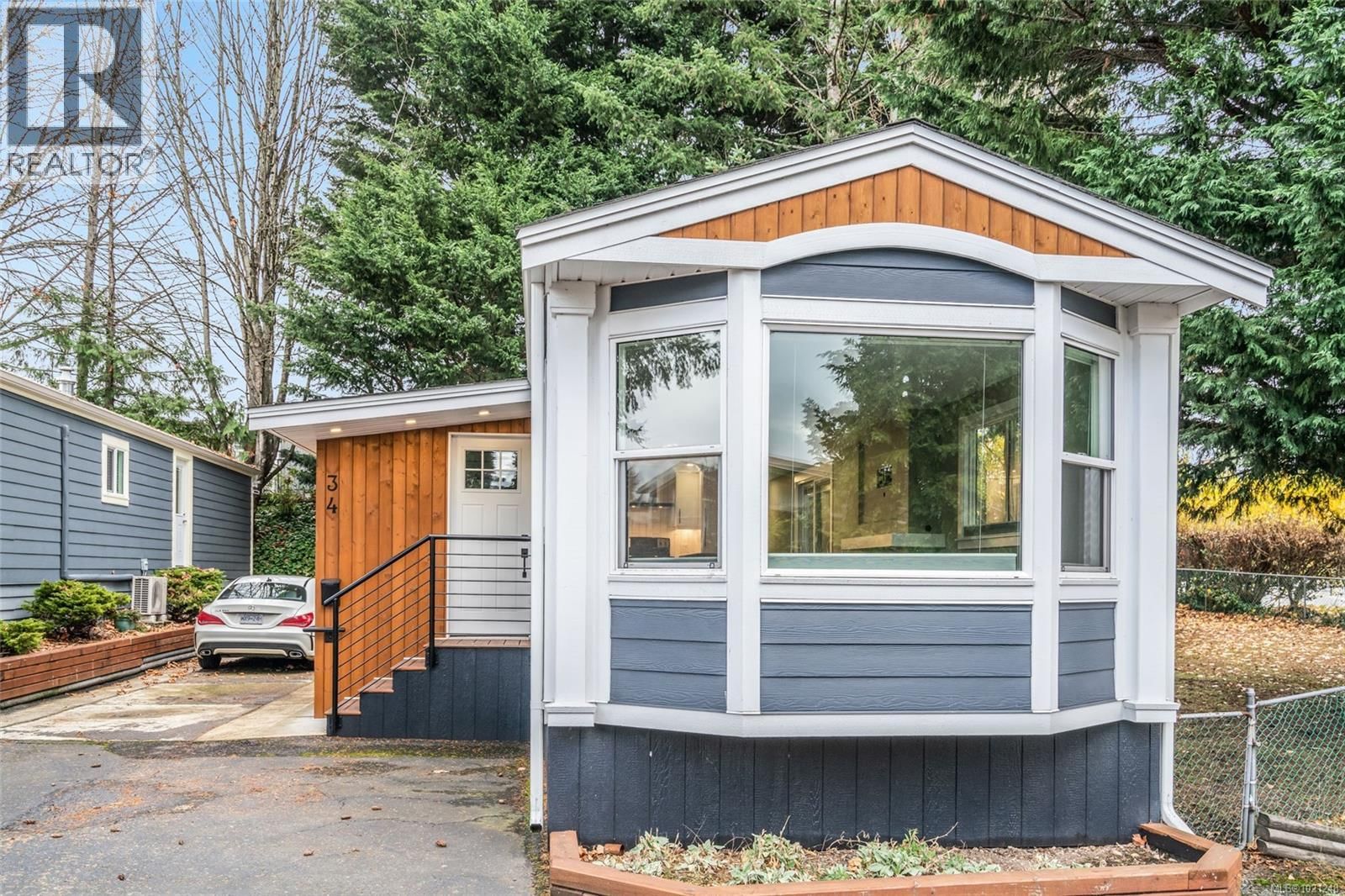 34 80 Fifth Street property photo