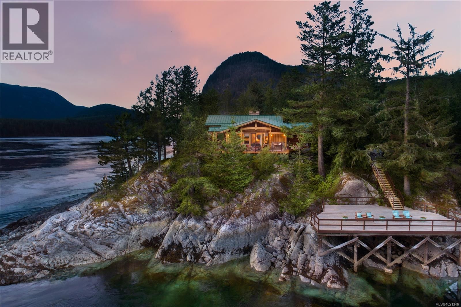 1 Stuart Island, Stuart Island, British Columbia V0P 1V0