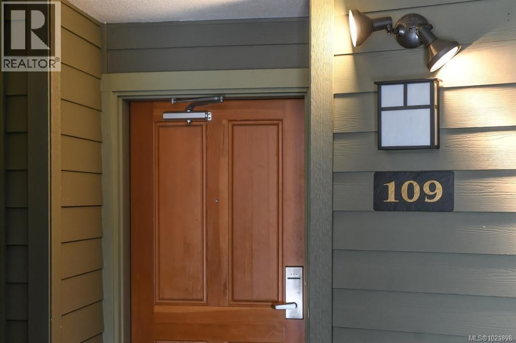 109A 1800 Riverside Lane property photo