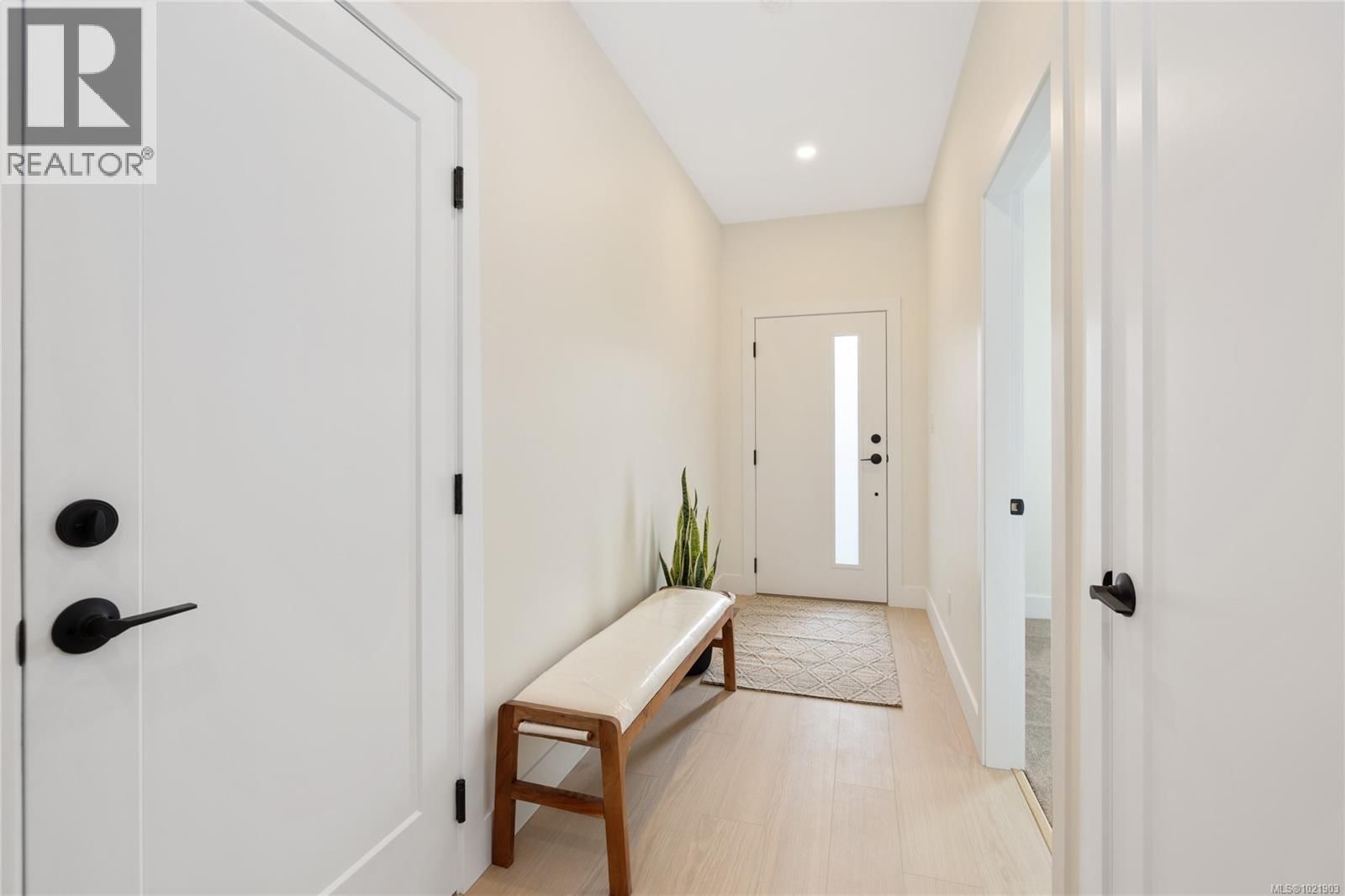 7146 Elkridge Road property photo