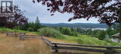 120 Bishops Walk Road | Salt Spring British Columbia | Slide Image Two