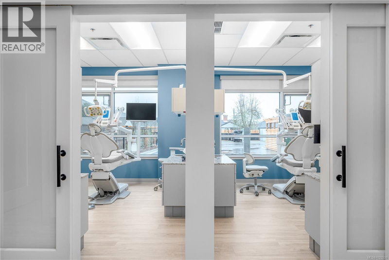 Image #1 of Business for Sale at Weld, Parksville, British Columbia