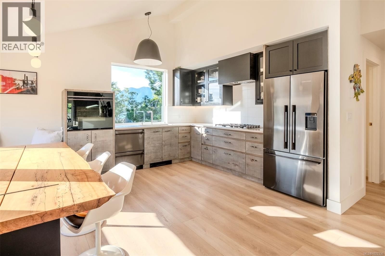 260 Neill Street property photo