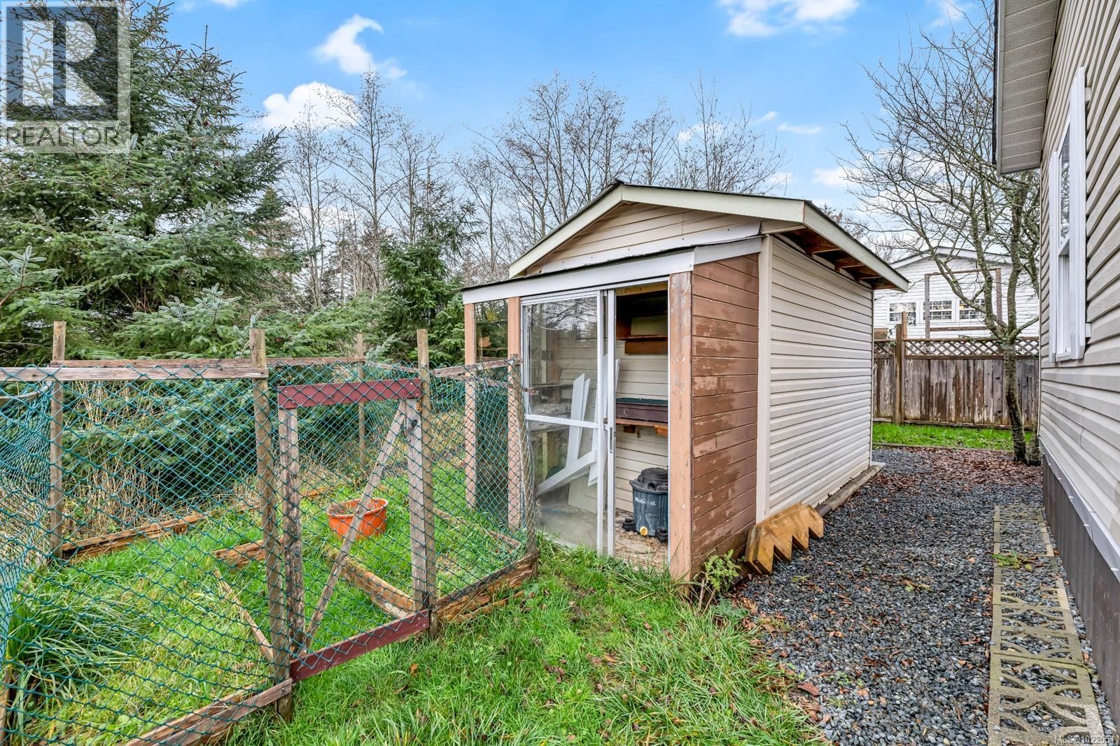 32 - 7021 GRANT ROAD Image 33