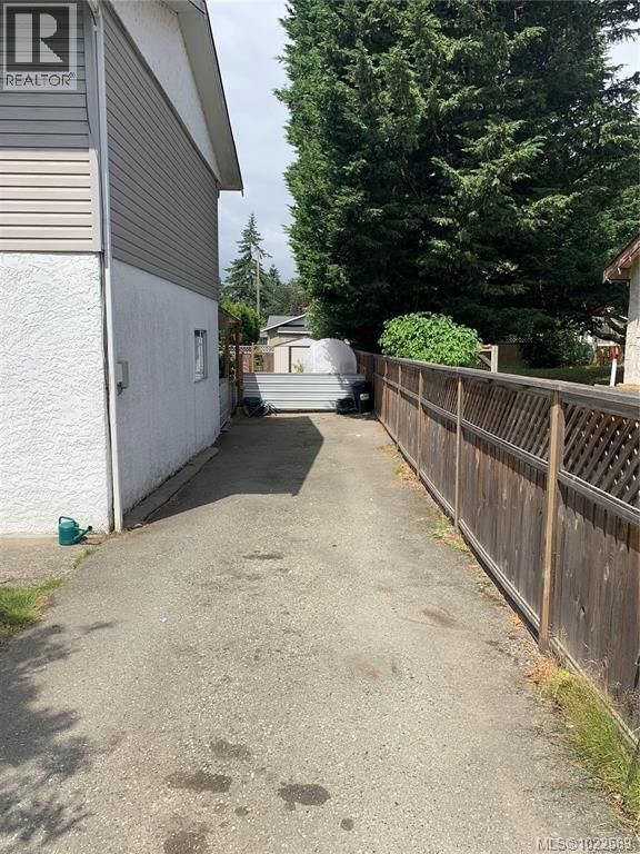 2832 Jacklin Road property photo