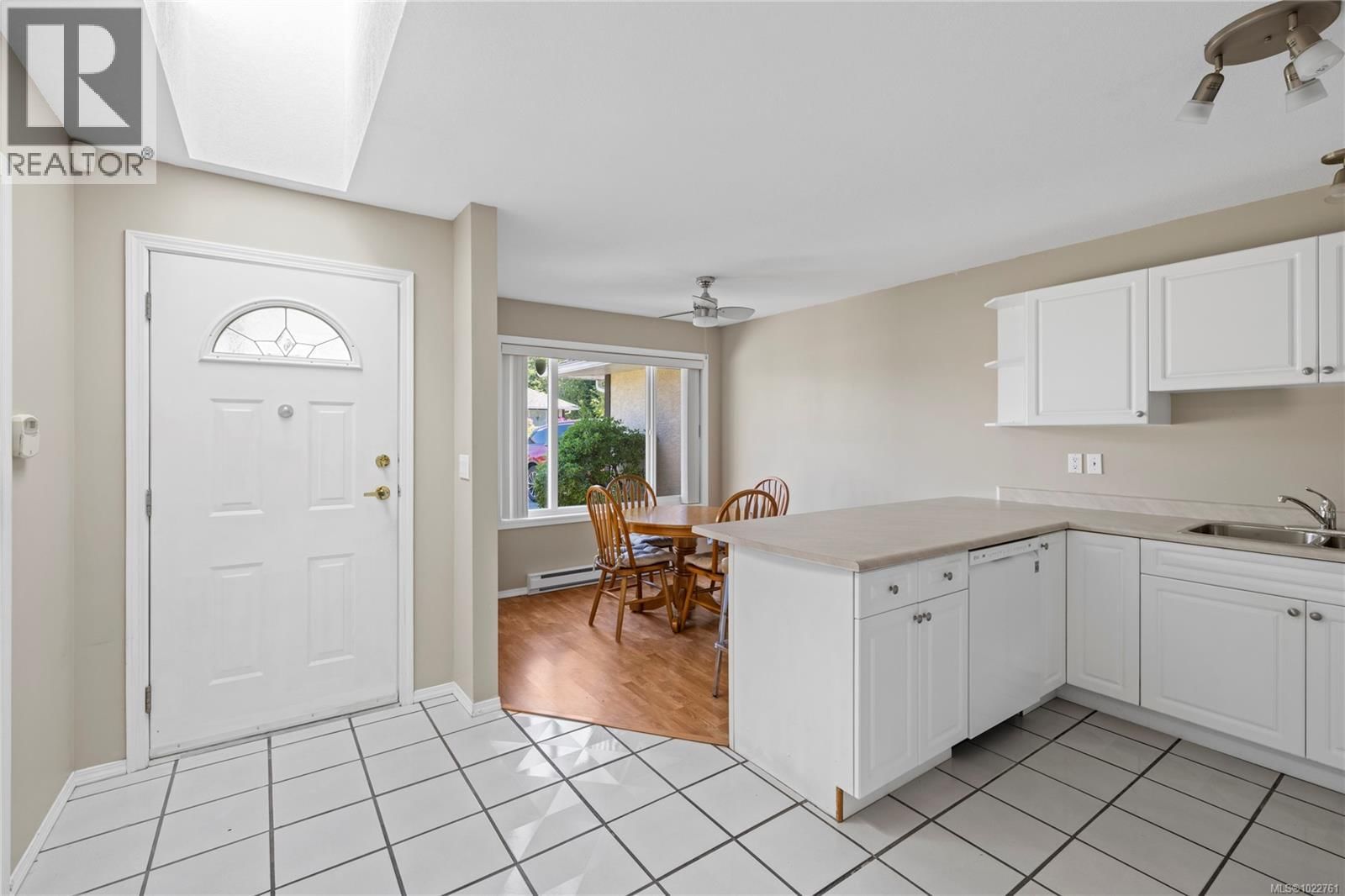 11 454 Morison Avenue property photo