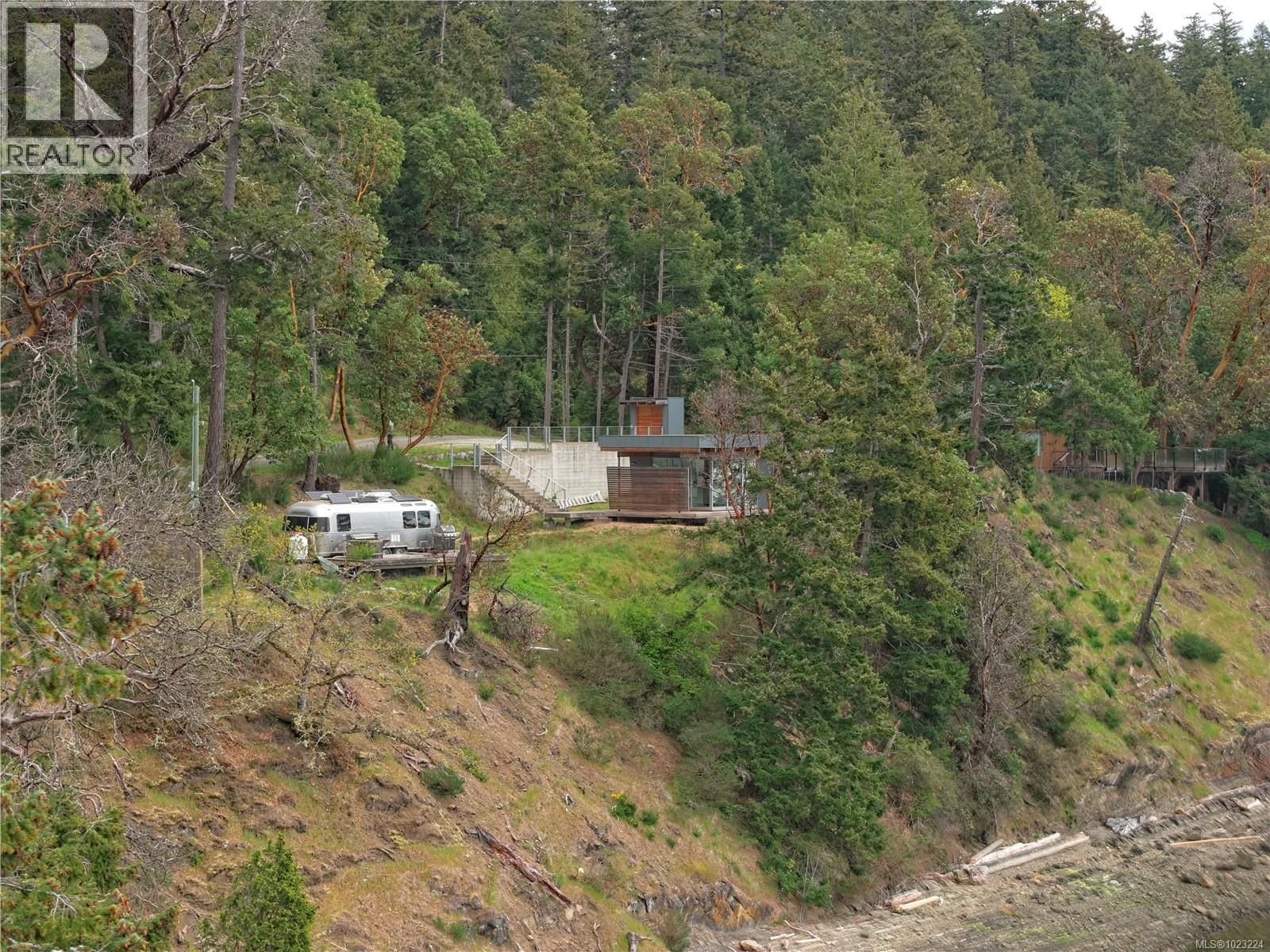 240 Old Scott Road, Salt Spring, British Columbia V8K 2L6