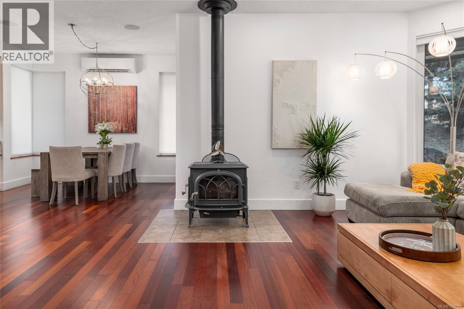 1554 MARINA WAY Image 17