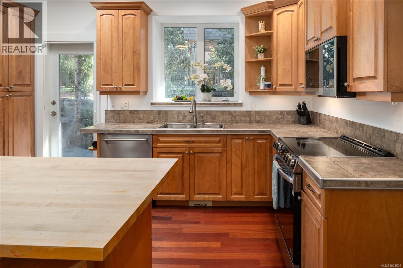 1554 MARINA WAY Image 21