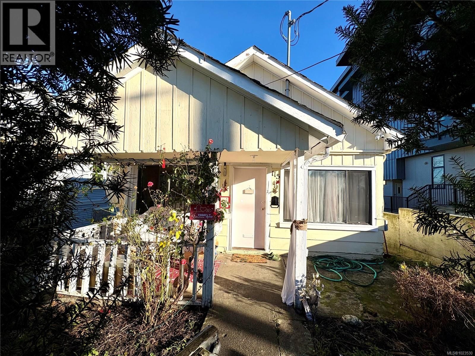 115 Haliburton Street property photo