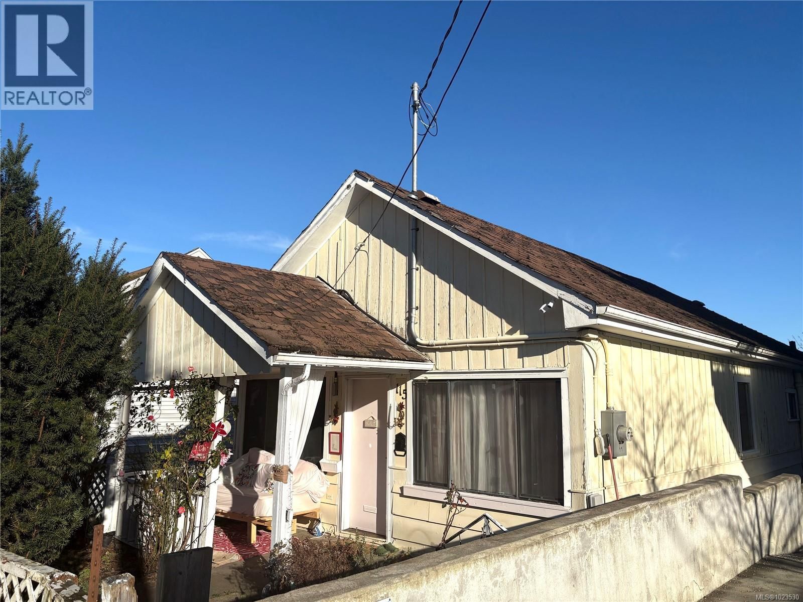 115 Haliburton Street property photo