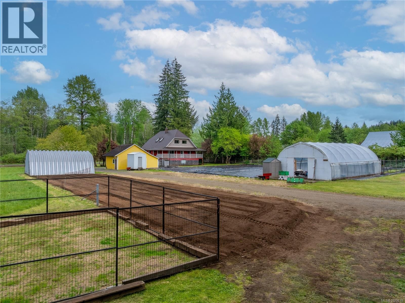 6499 Fitzgerald Road property photo