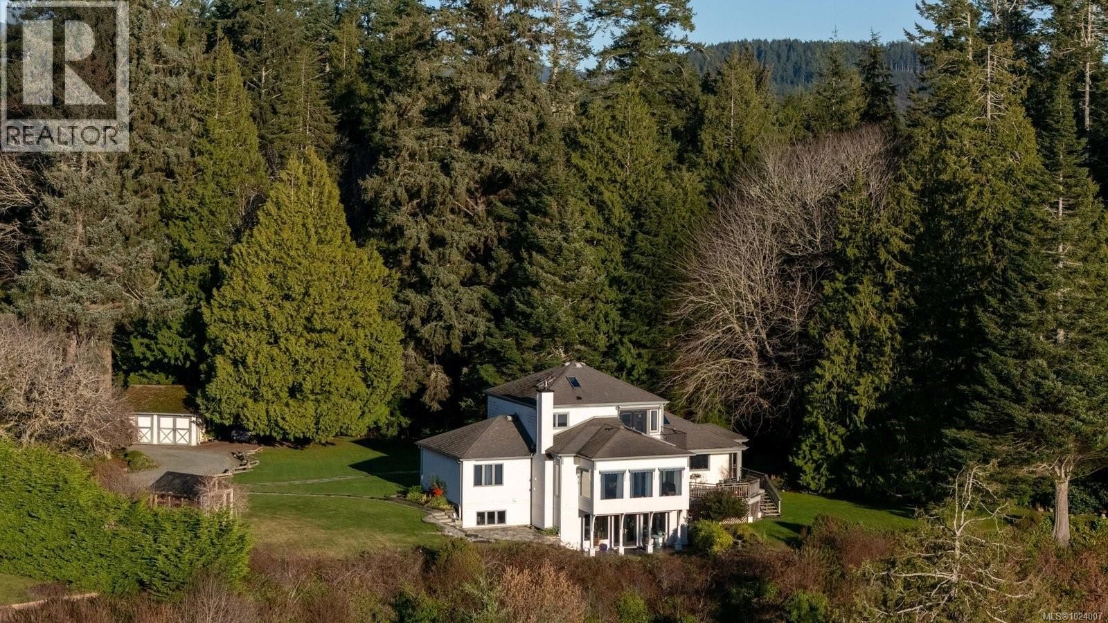 9193 WEST COAST ROAD Image 2