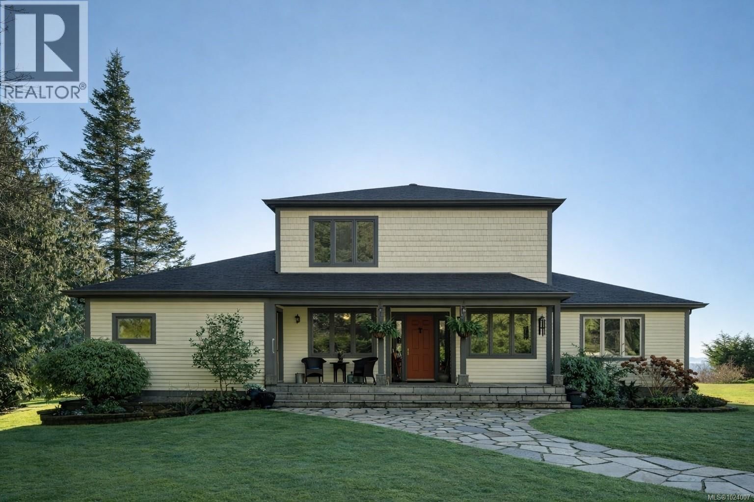 9193 WEST COAST ROAD Image 5