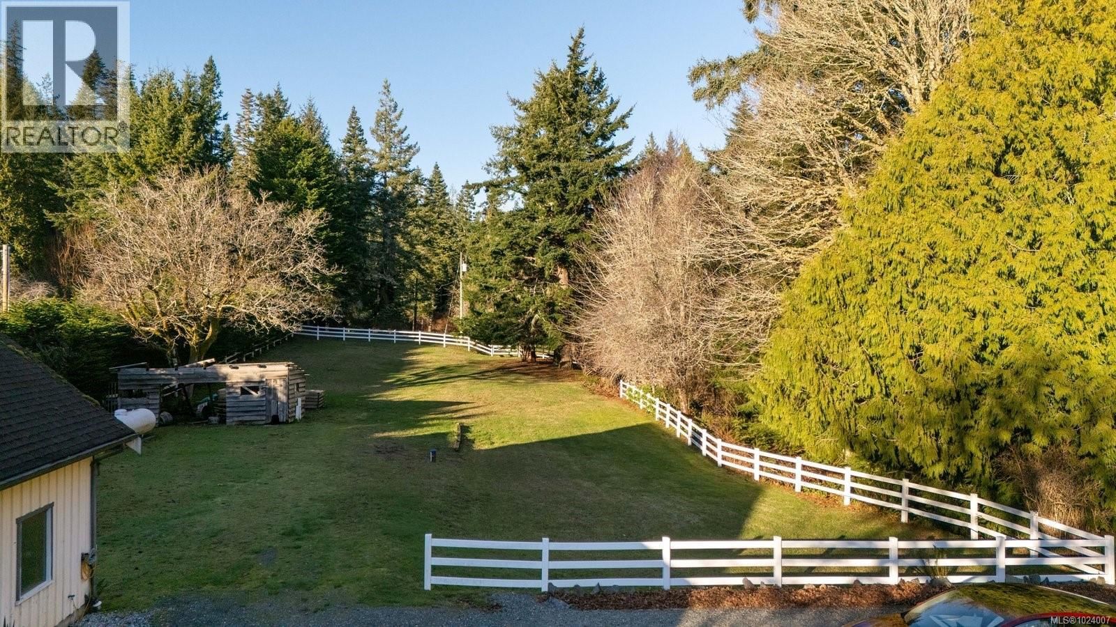 9193 WEST COAST ROAD Image 54