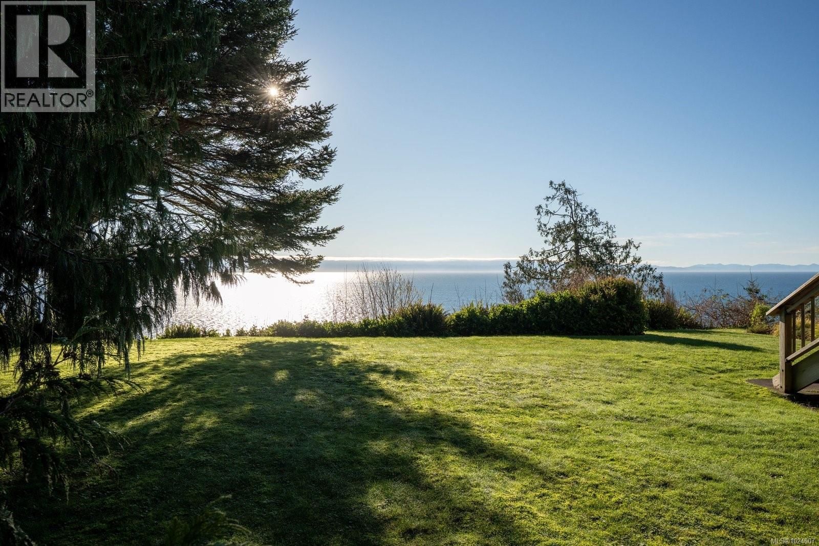 9193 WEST COAST ROAD Image 55