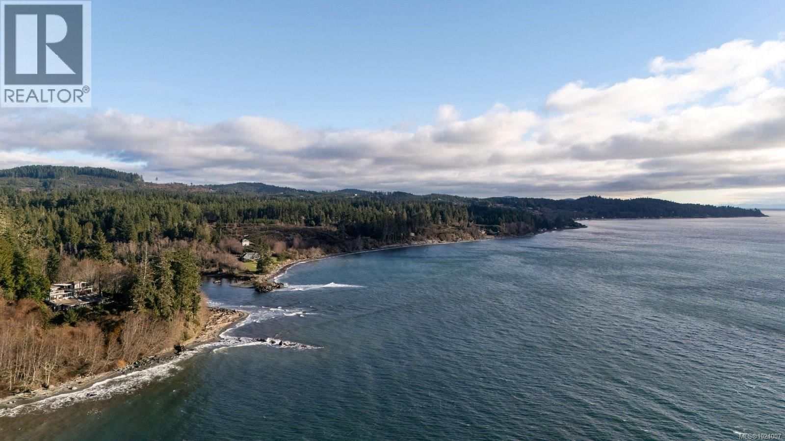 9193 WEST COAST ROAD Image 8