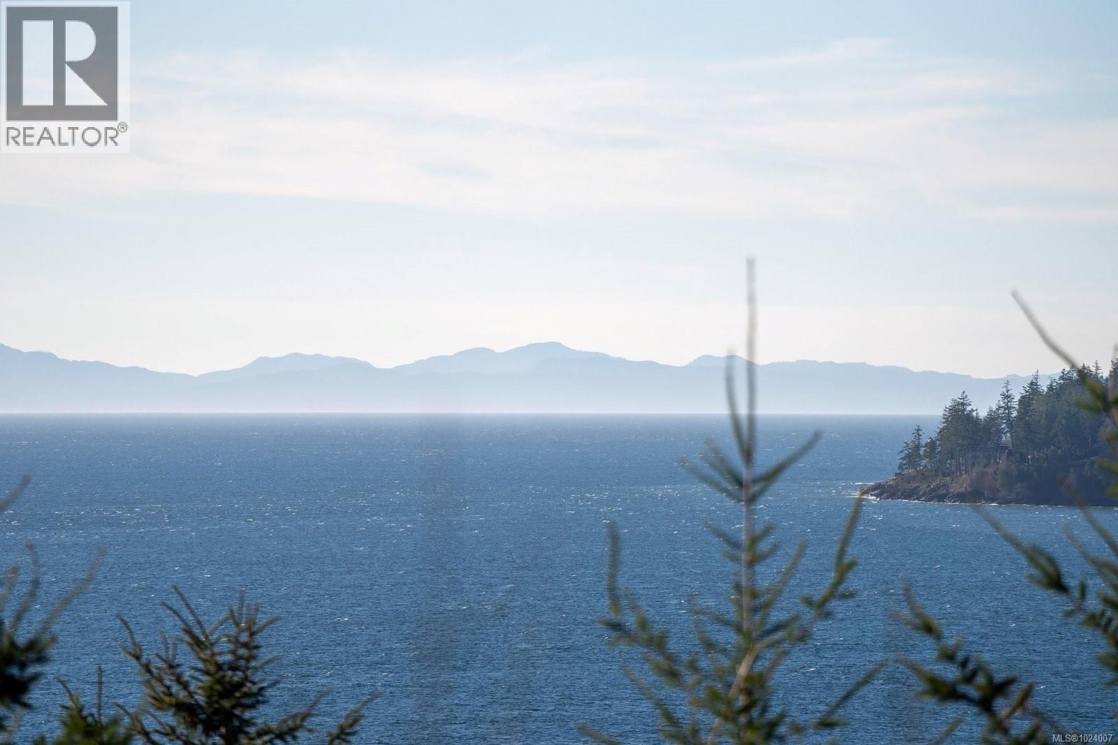 9193 WEST COAST ROAD Image 9