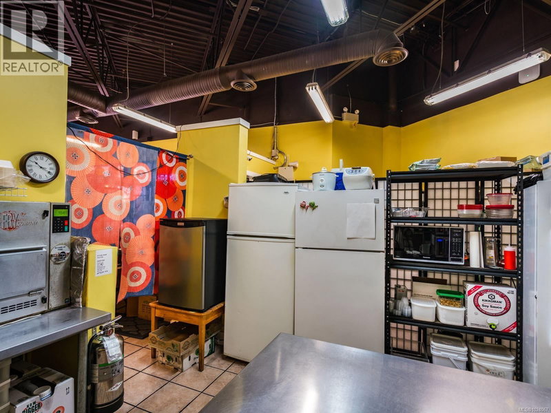 Image #1 of Restaurant for Sale at 5th, Nanaimo, British Columbia