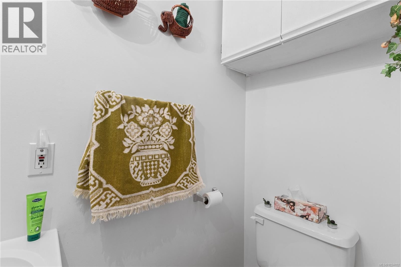 4496 GARY LANE Image 29