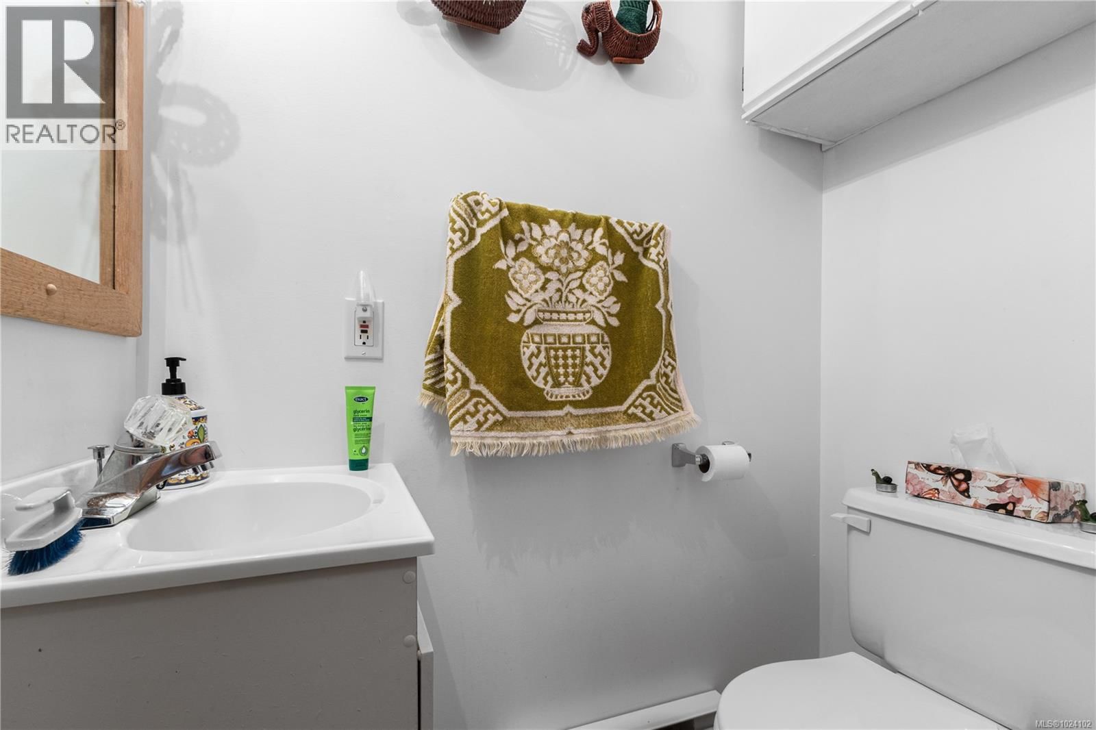 4496 GARY LANE Image 30