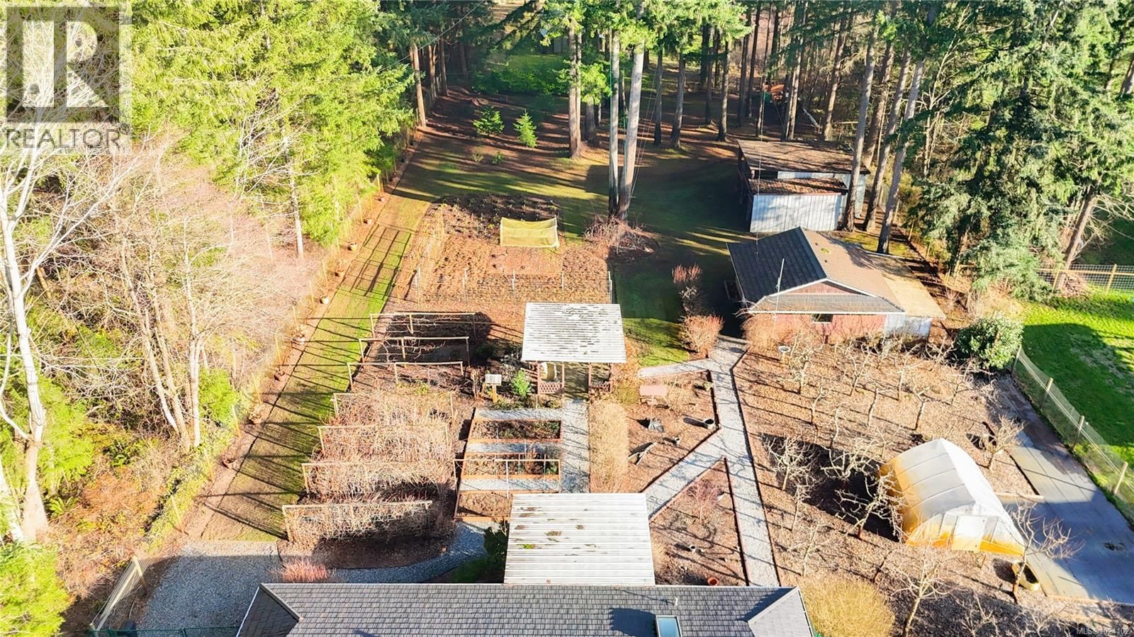 4496 GARY LANE Image 42