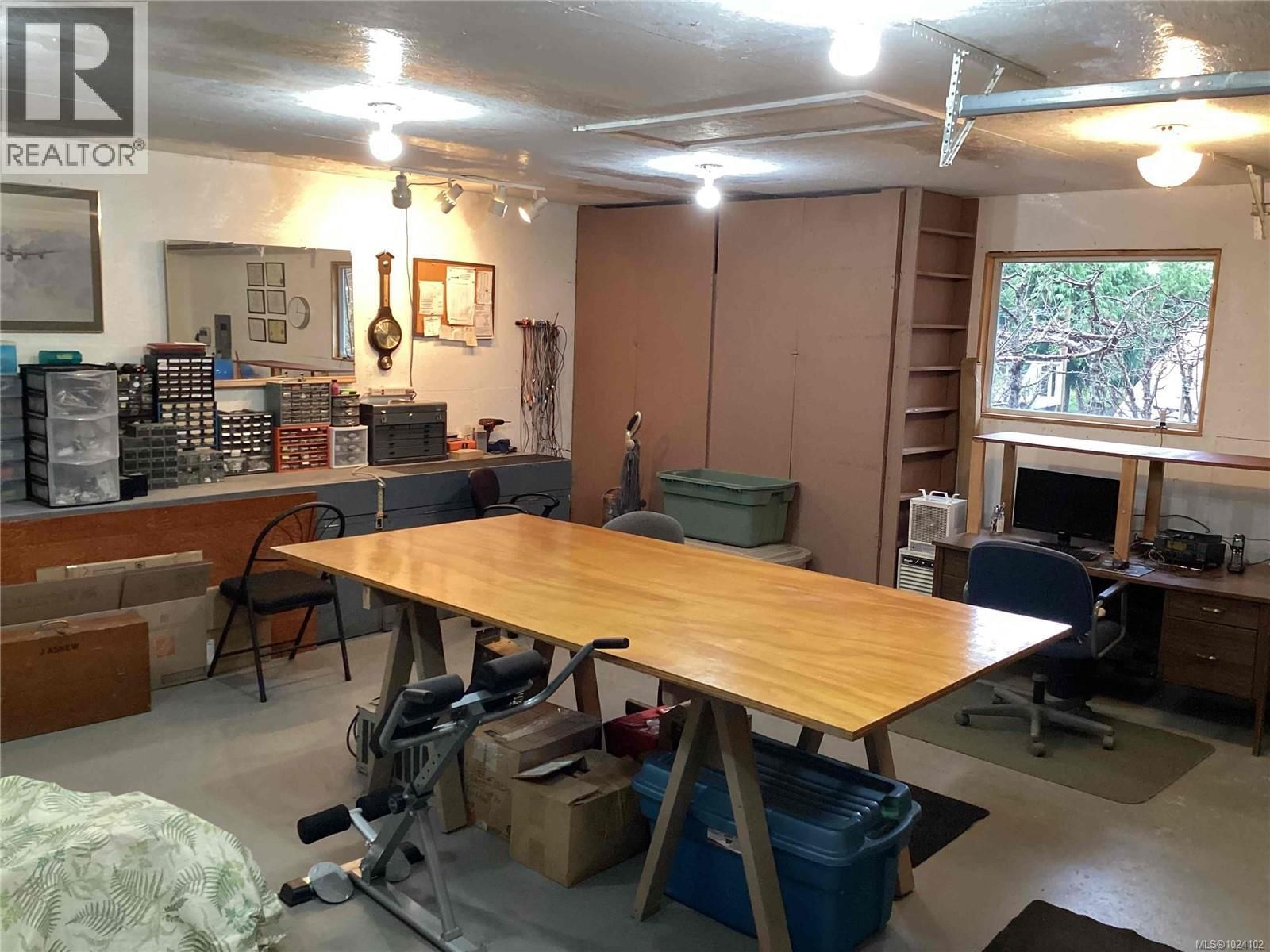 4496 GARY LANE Image 47