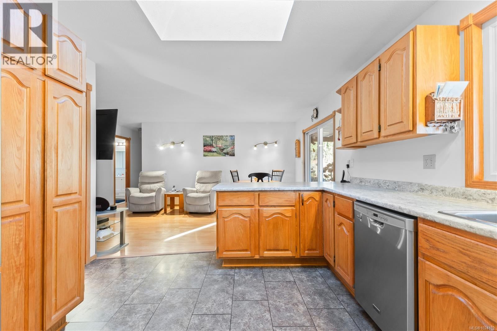 4496 GARY LANE Image 6