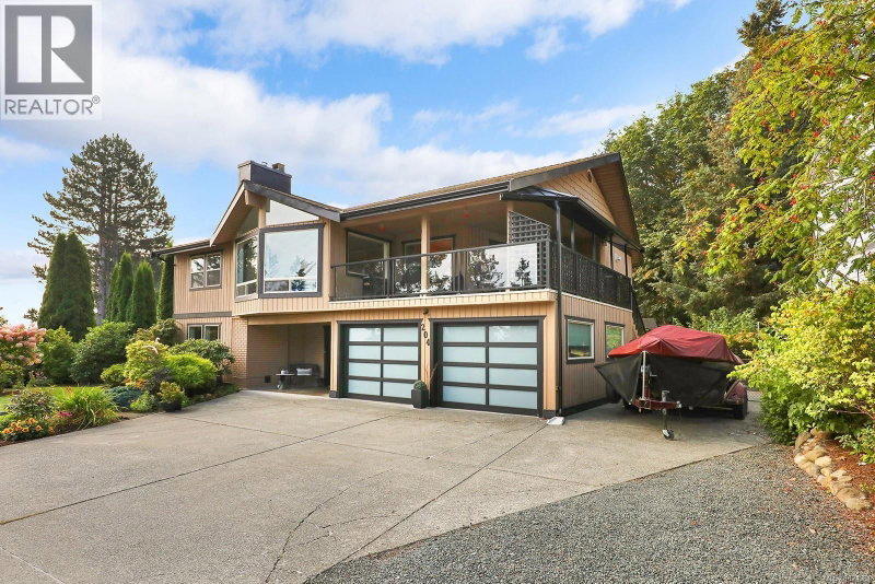 204 Spindrift Road Courtenay British Columbia, V9N 9S8 - 4 Bedrooms Home For Sale