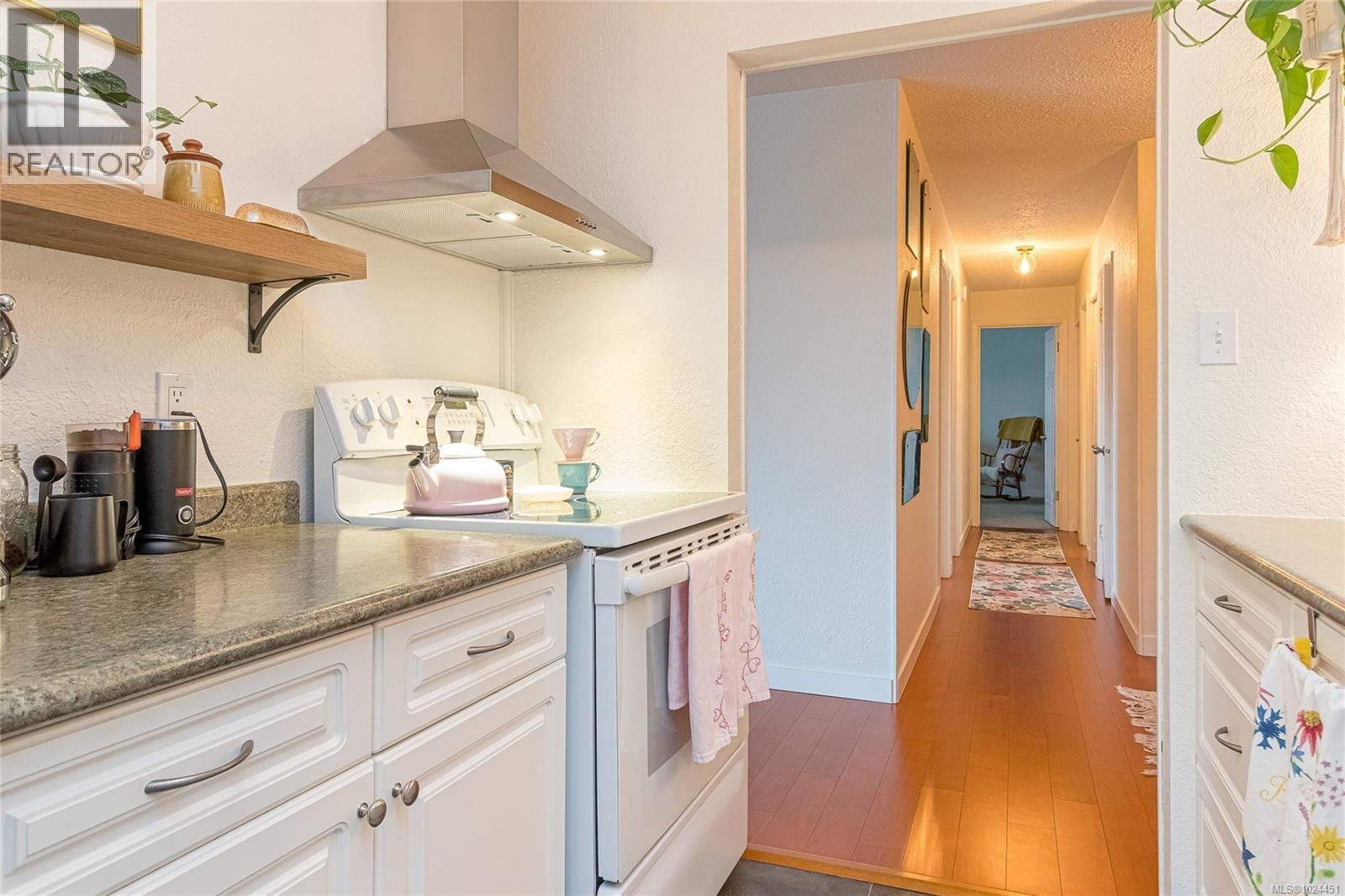 401 - 380 BRAE ROAD Image 19