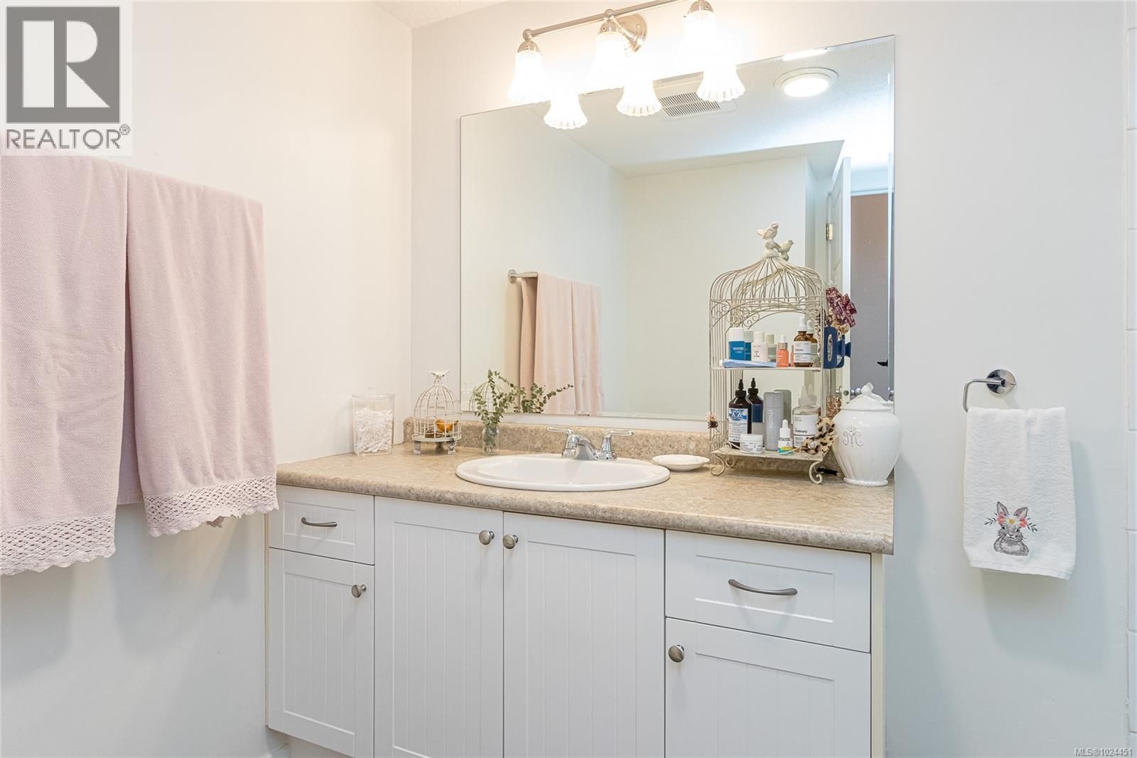 401 - 380 BRAE ROAD Image 29