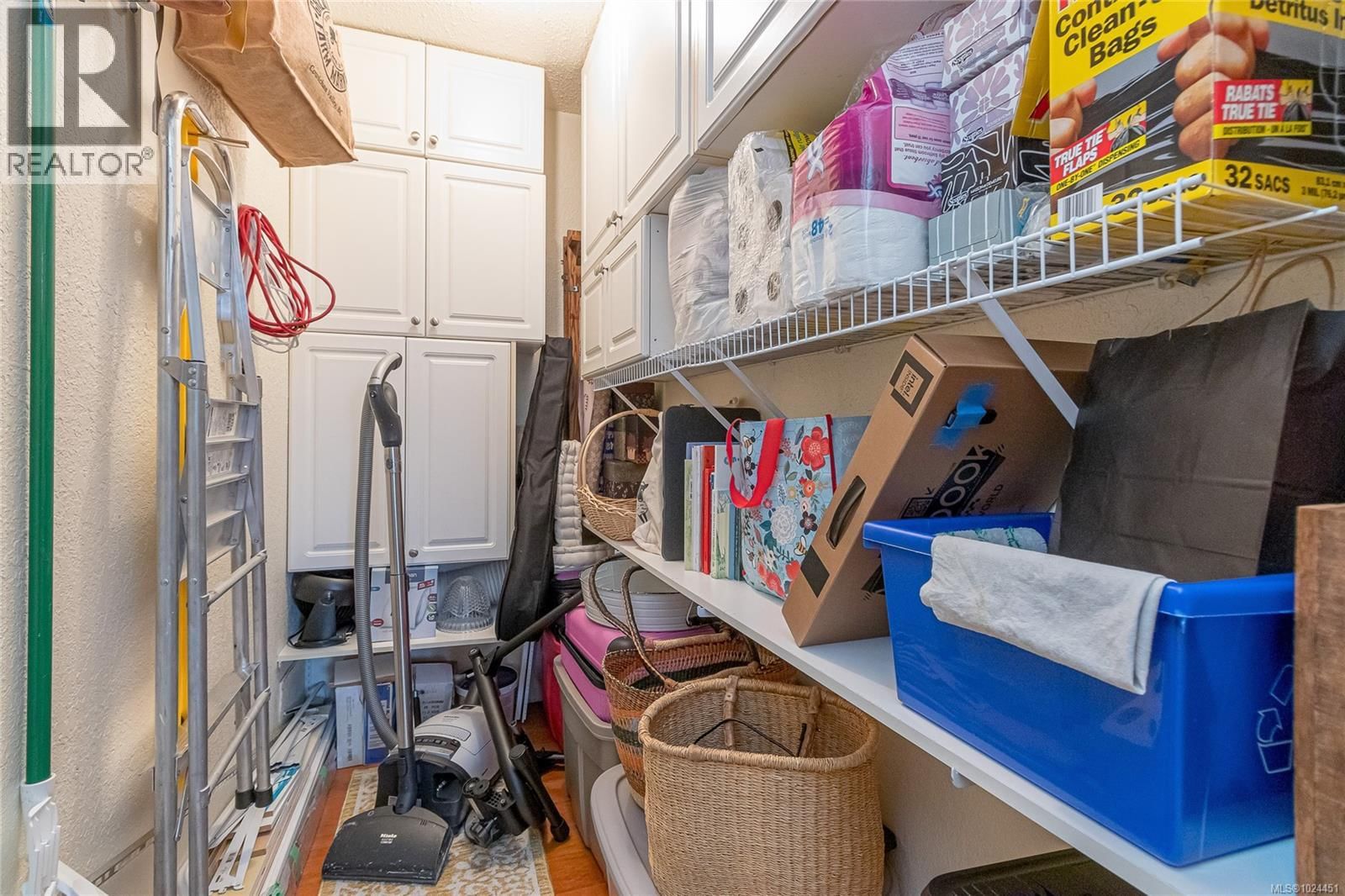 401 - 380 BRAE ROAD Image 33