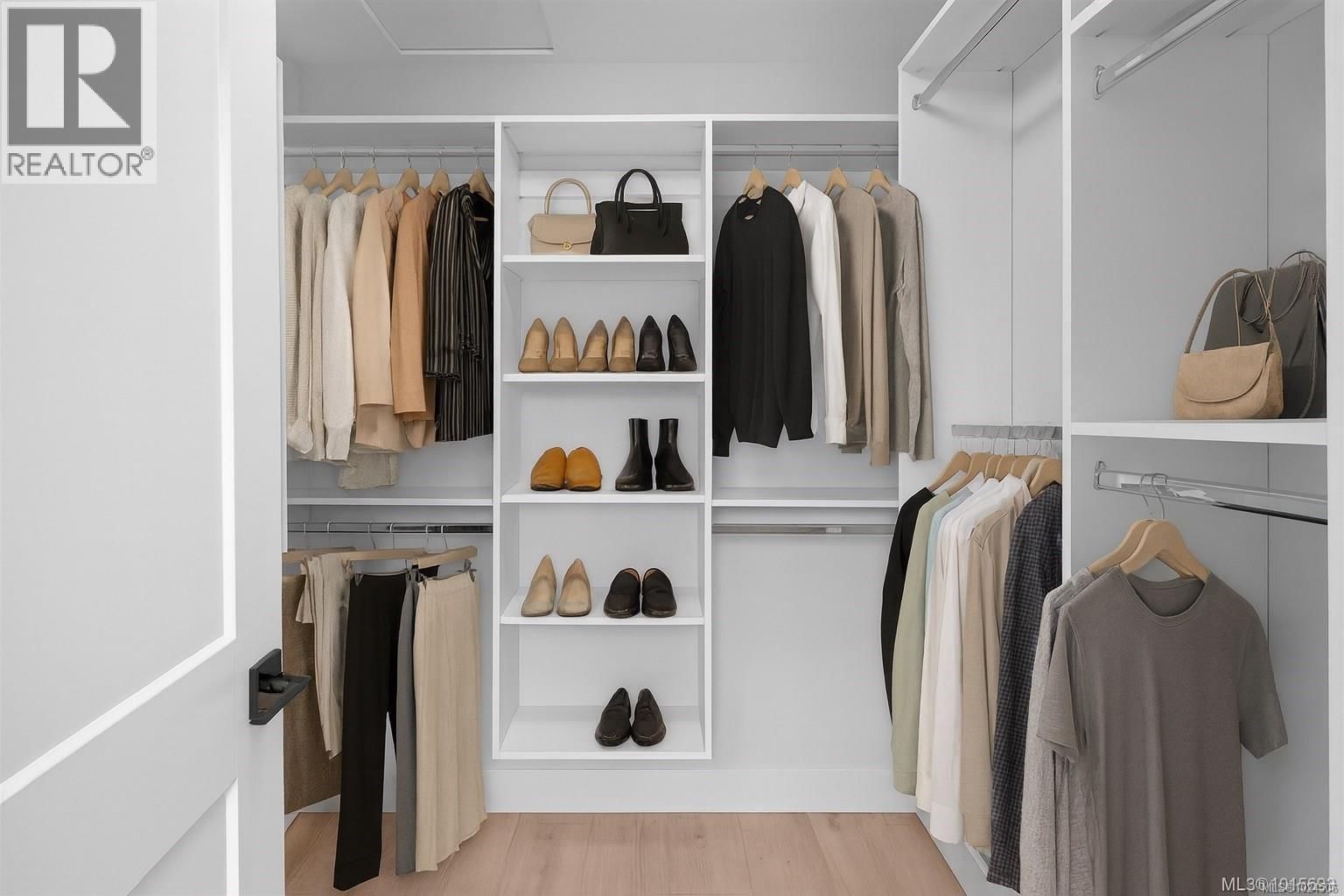 2267 EVELYN LANE Image 11