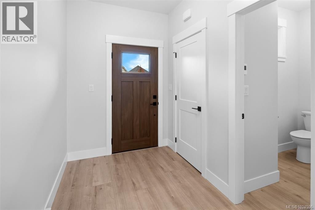 2267 EVELYN LANE Image 16