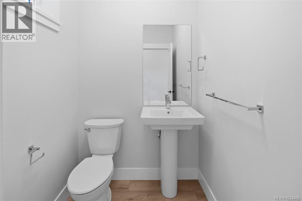 2267 EVELYN LANE Image 17